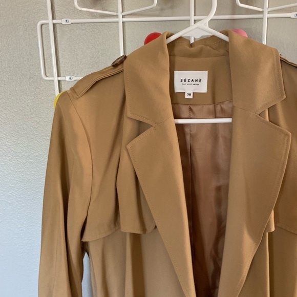Sézane Oprah Trench Coat - Picture 4 of 10